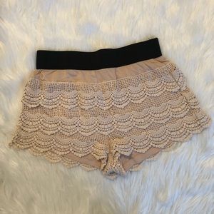 Sexy! Lace cream color shorts